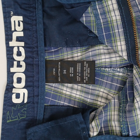 ✨3/$25✨ Gotcha Blue Plaid Shorts - 34 - Picture 8 of 9